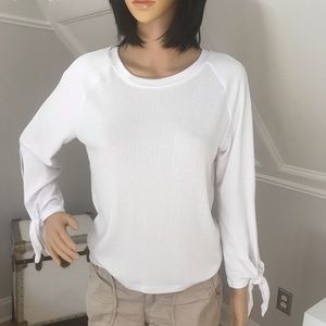 Gap lightweight white sweater top. Size XS petite. NWT